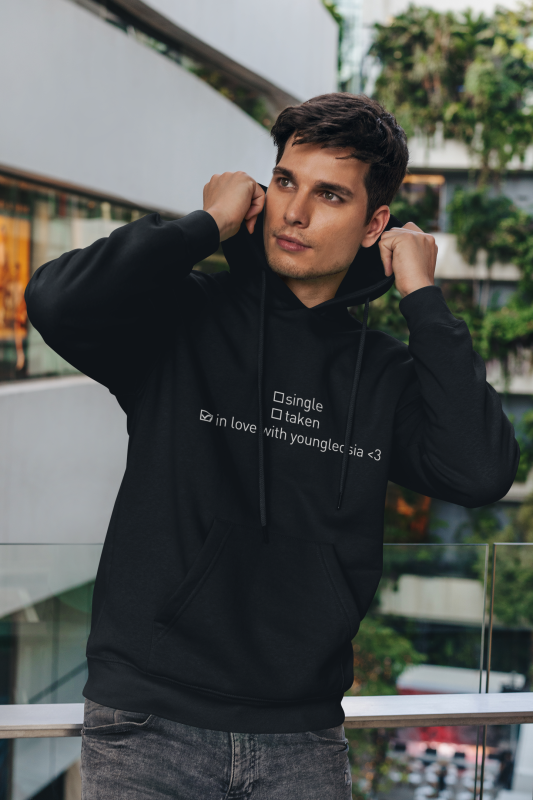 hoodie-mockup-featuring-a-man-with-short-hair-5120-el1 (1).png