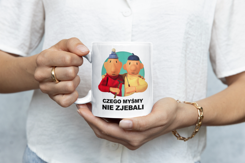 closeup-mockup-of-a-woman-holding-an-11-oz-coffee-mug-m35751 (3).png