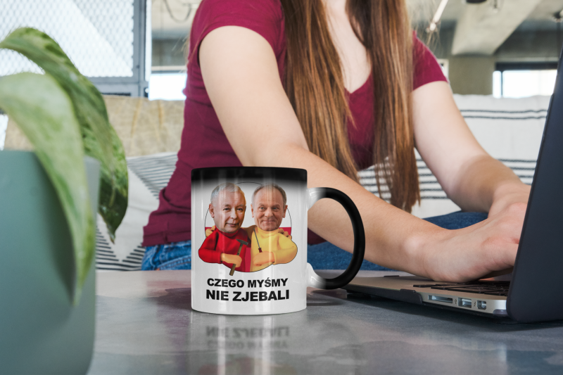 11-oz-magic-mug-mockup-featuring-a-woman-at-work-31592.png